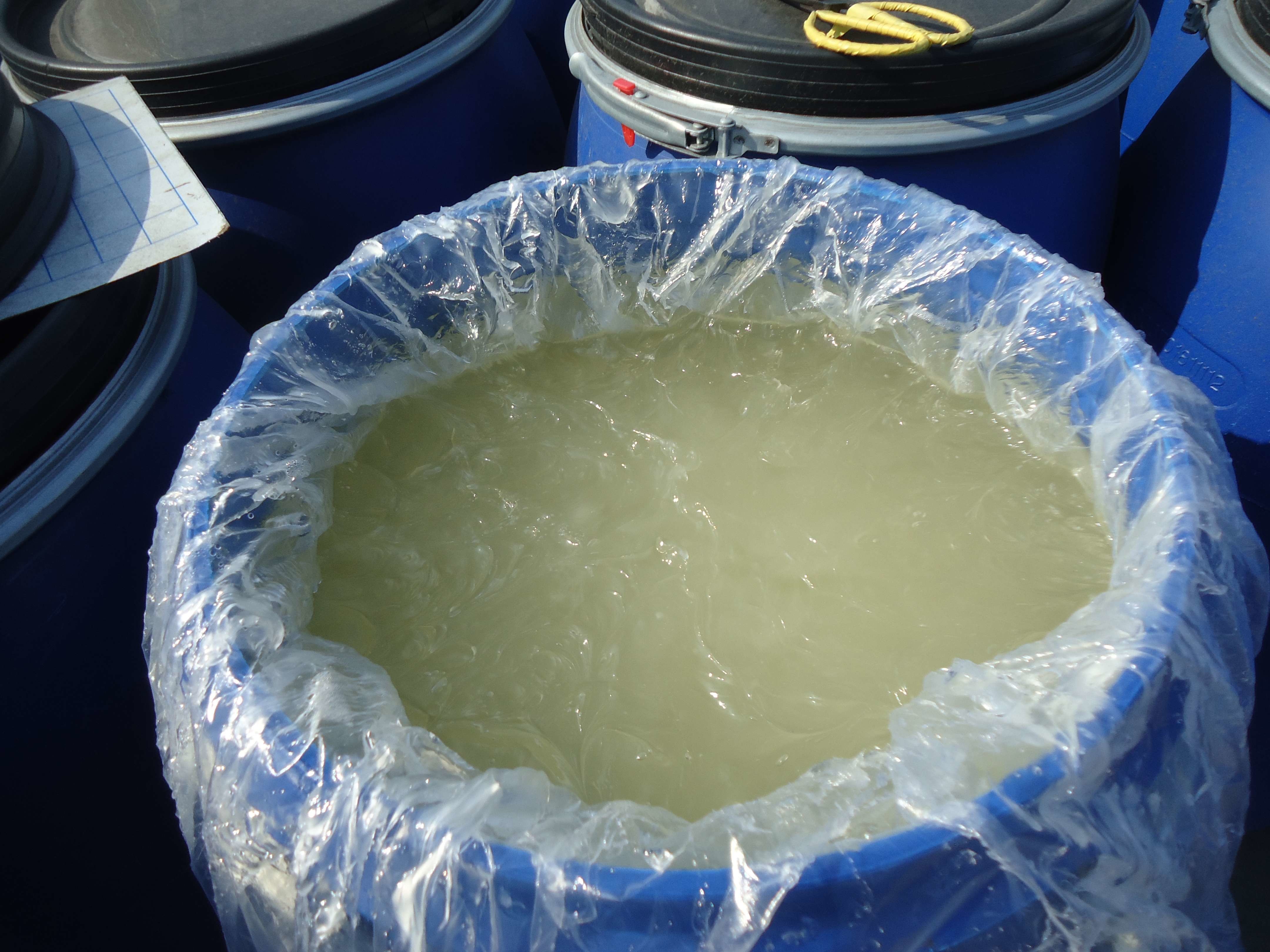 China Sodium Lauryl Ether Sulfate Sles 70 For Making Liquid Shampoo wholesale