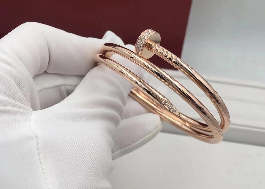Buy cheap High End Certified Customized 18K Gold Diamond Bracelet Women'S from wholesalers
