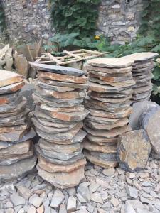 China Multicolor Slate Stepping Stones,Rusty Slate Round Garden Pavers,Natural Stone Pavement for Landscaping wholesale