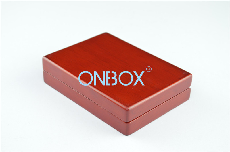 China Matt Painted Wooden Box Solid Wood Square Boxes For Single Commemorative Coin wholesale