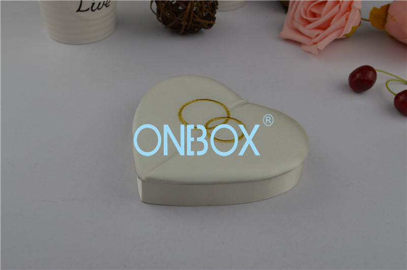 China Luxury Heart Shaped Coin Display Box Satin Cloth With Embroidered Gold Logo wholesale
