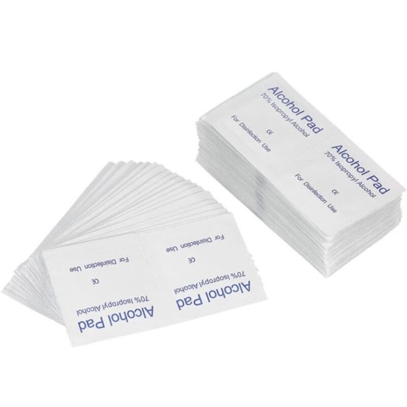 China Lint Free Disposable Cotton Wipes High Water Oil Absorbency For Hospitals wholesale