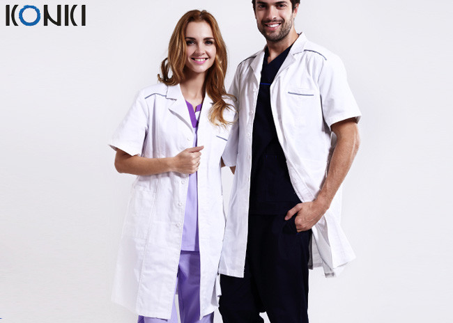 China Custom Medical Scrubs Uniforms , White Doctor Lab Coat For Man / Women wholesale