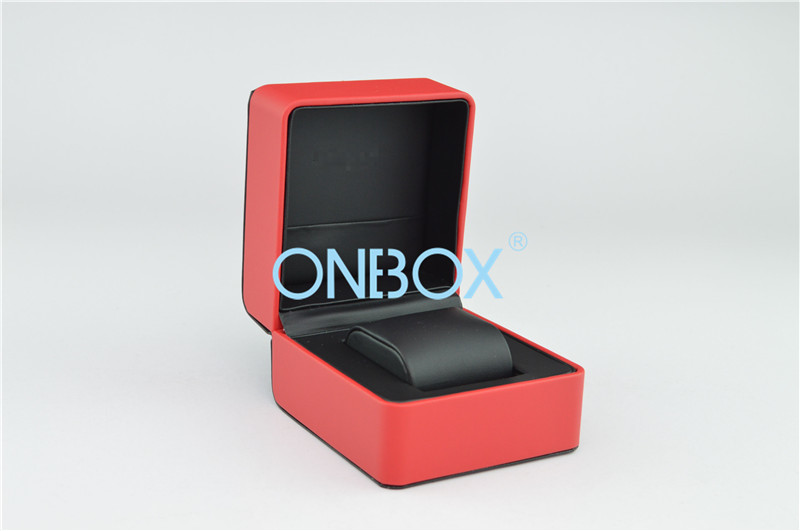 China Black / Red Leather Single Watch Presentation Box With Luxury Removable Pillow wholesale