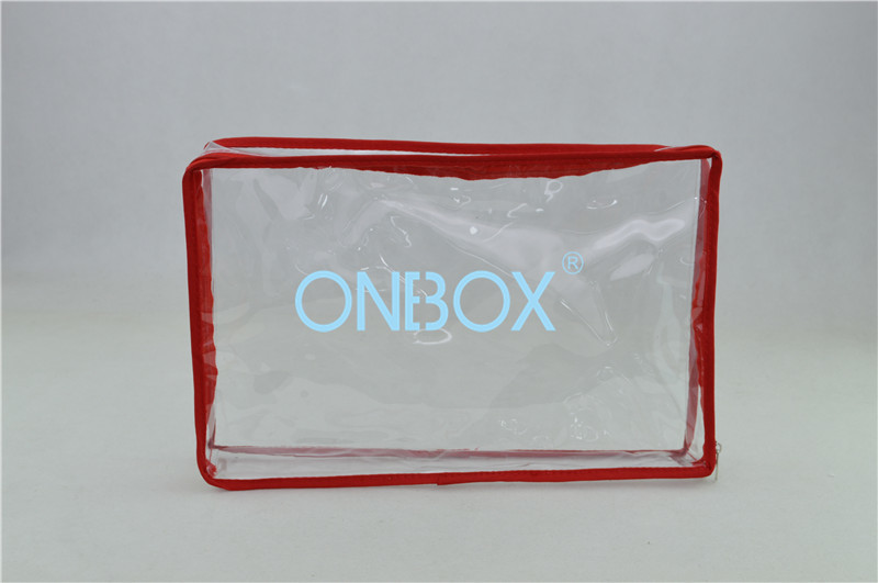 China Transparent Square PVC Packaging Bags Zippered For Stationery / Books / Toys / Gifts wholesale