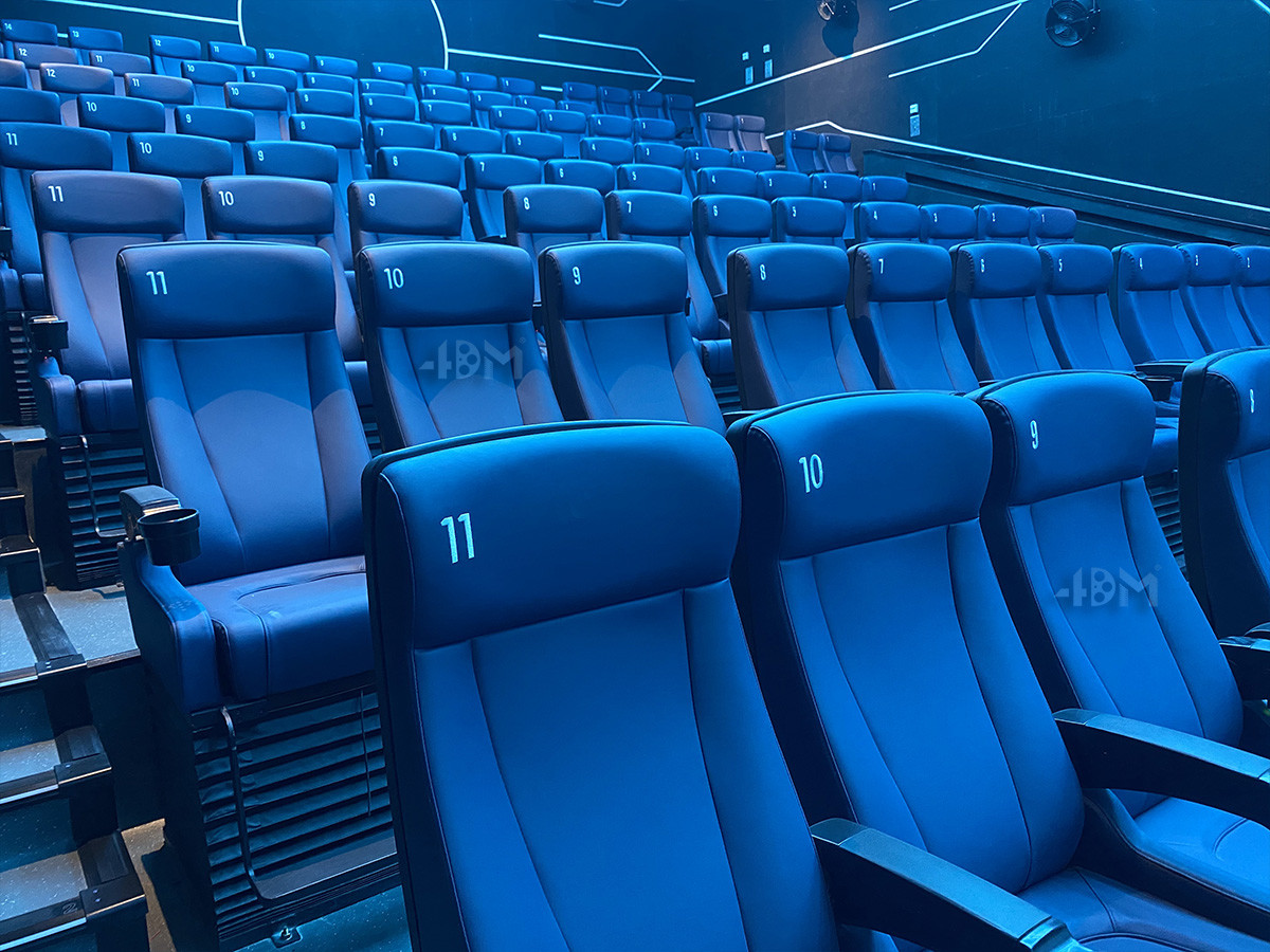 China Modern 4D Cinema Motion Seats Leather Chair Pneumatic / Electronic Effects wholesale