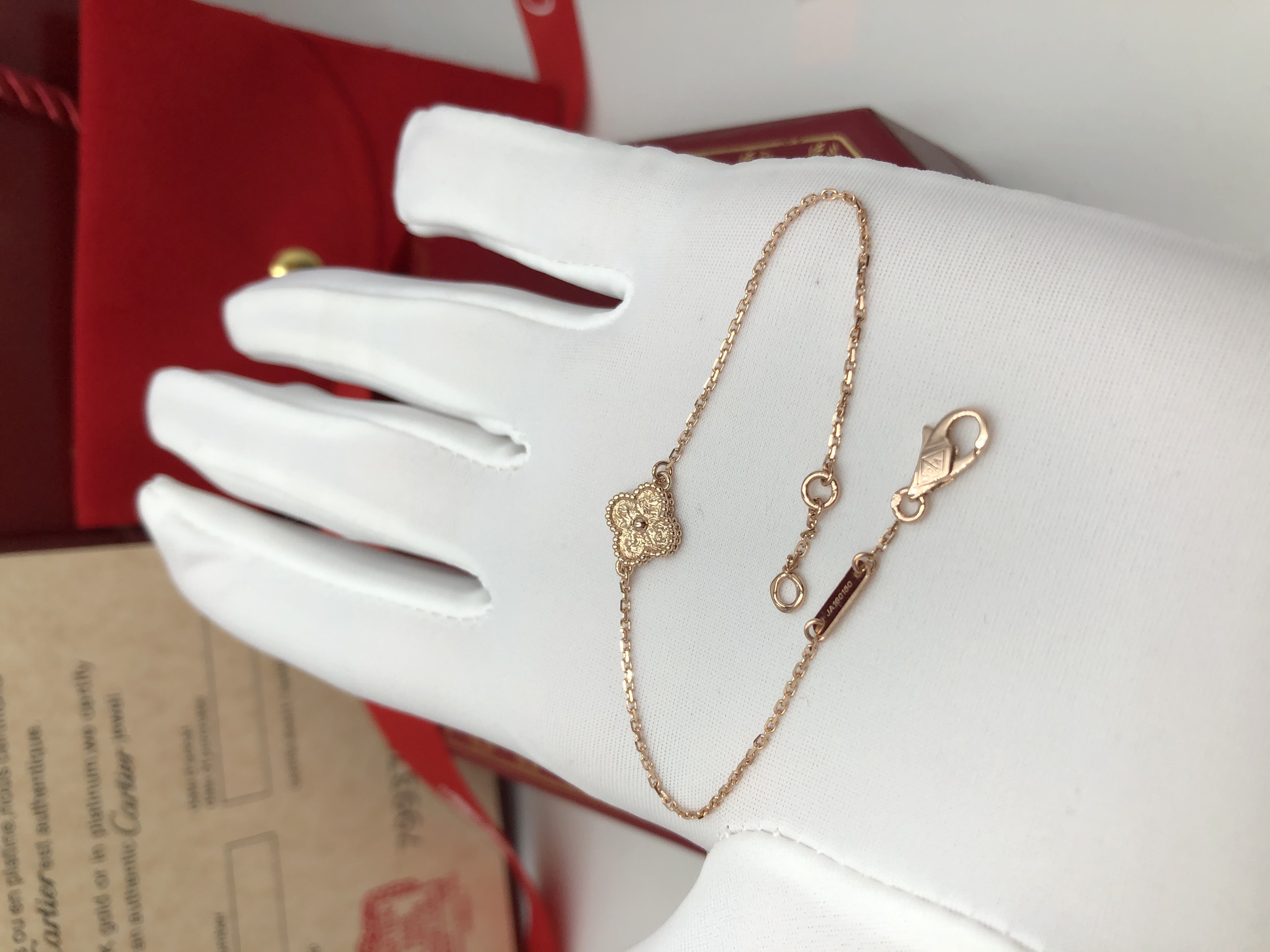 China Rose Gold Adjustable Fashionable 18k Gold Chain Bracelets For Ladies wholesale