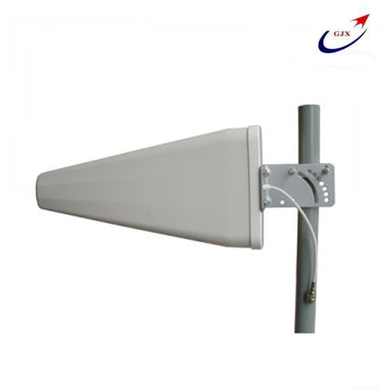China White ABS Outdoor Yagi Directional Roof Antenna 3G/4G/LTE Wide Band 11dBi 700/800/850/960/TP545 wholesale