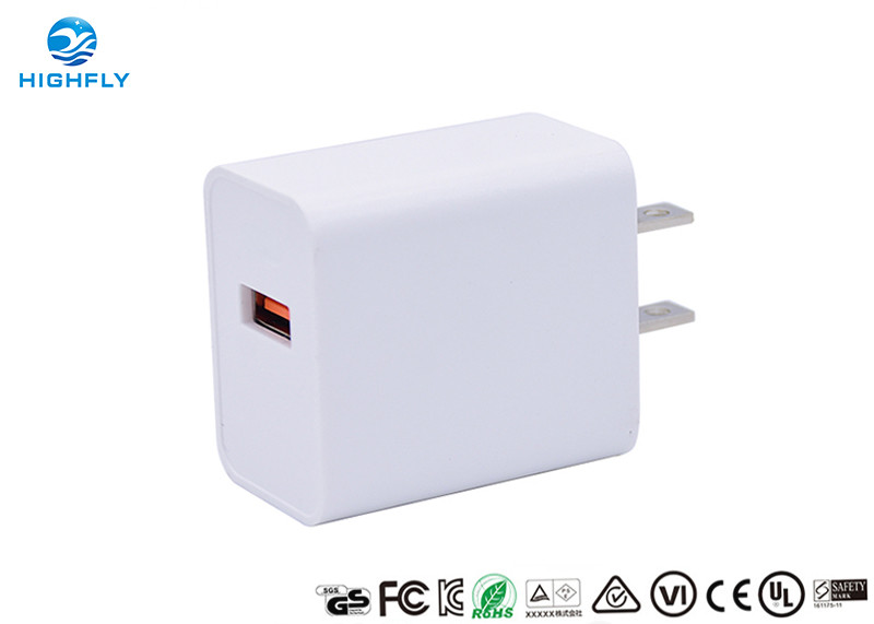 China Type C Quick Charge Adapter PD USB 18W QC3.0 Fast Charging Adapter 5V 3A wholesale