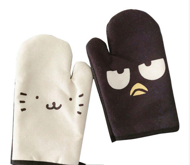 China High Temperature Heat Resistant Canvas Cartoon Oven Gloves For Baking wholesale
