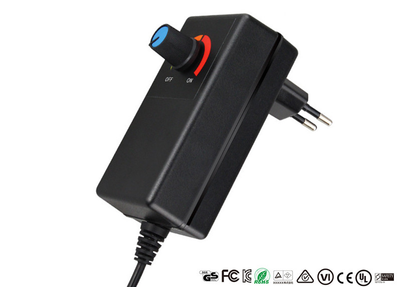 China 3V - 12V Voltage Adjustable Ac Adapter 3W - 12W DC Regulated Power Supply 2100mA wholesale