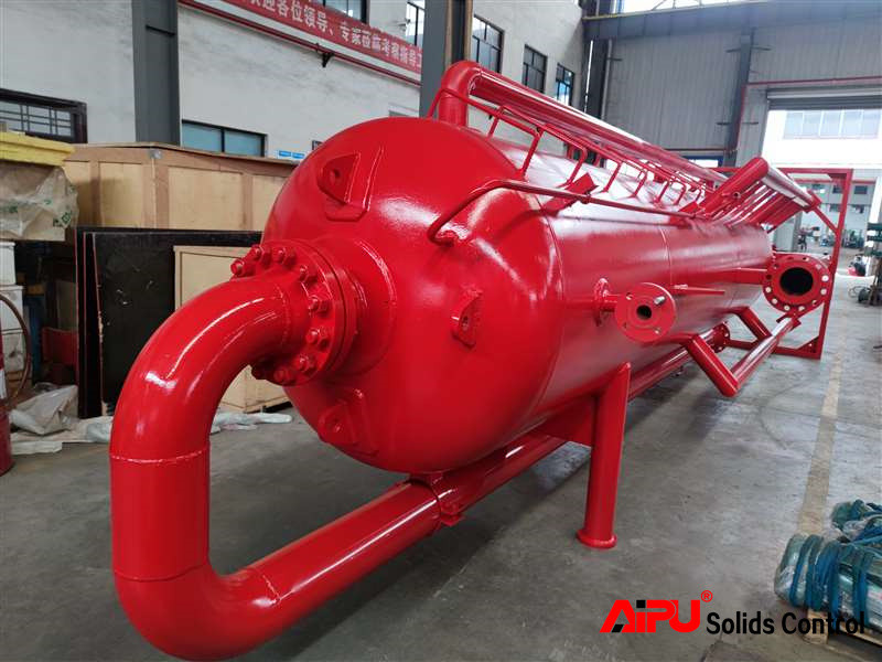 China H2S Resistant Steel Vertical Mud Gas Separator Dia 1400mm 300m3/H wholesale