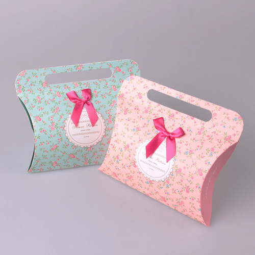 China New Design Pillow Case Paper Box with Handle and Bow wholesale