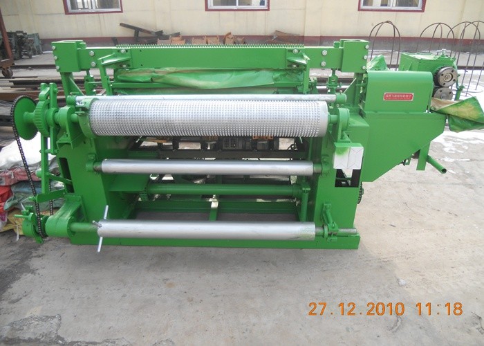 China Stainless Steel Welded Wire Mesh Machine For Rolled Wire Mesh Green Color wholesale