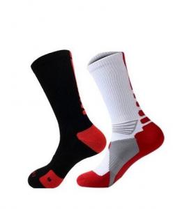 China Men's Elite Crew Socks-Dri Fit Technology for Basketball and Running 2 Pairs wholesale