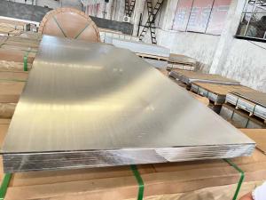 China 0.4 Mm 0.5 Mm 0.6 Mm 0.8 Mm Mirror Finish Aluminium Sheet Cladding For Ceiling Door 1060 1050 wholesale