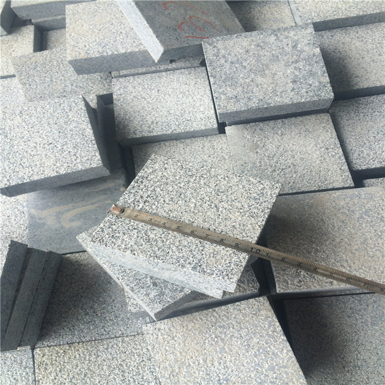 China China Granite Dark Grey G654 Granite Cube Stone Bush Hammered Surface in Size 10x10x2.5cm wholesale
