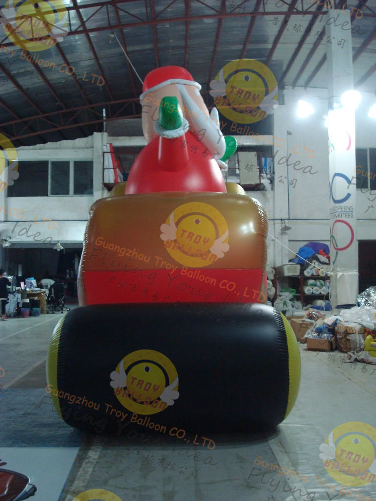 China Giant Inflatable Balloon Santa Claus For Christmas Decoration wholesale
