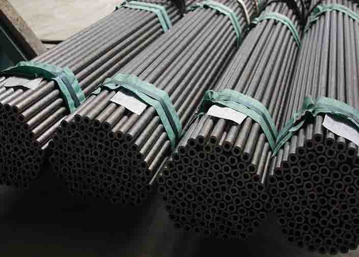 China Round Cold Drawn 316L Steel Seamless Pipe , High Temperature Tube wholesale