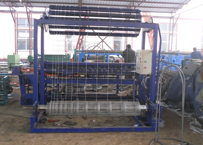 China Hinge Joint Galvanized Wire Mesh Weaving Machine 1.8 - 2.5mm Wire Diameter wholesale