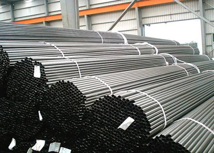 China Galvanized Alloy Seamless Steel Pipe ASTM A106 GR.A/B/C With  Plastic Caps wholesale