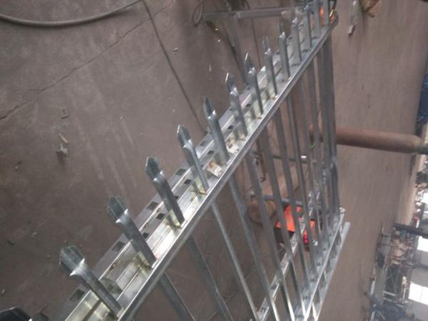 used wrought iron fence panels/tubular steel fence/garrison fence 2100MM X 2400MM for sale perth WA stain black powder