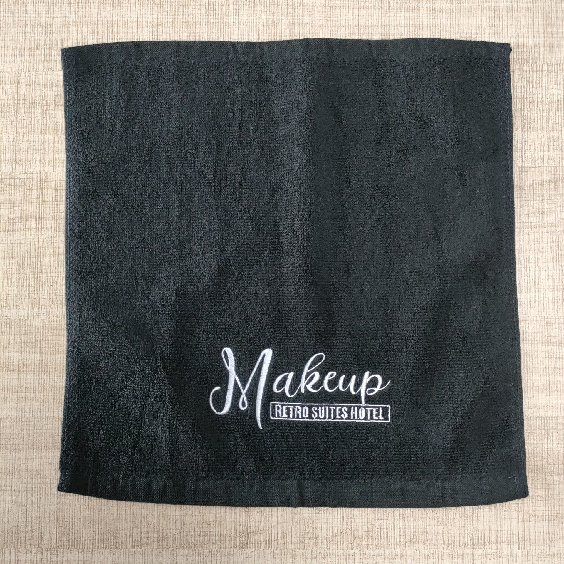 China China supplier 30*30cm face towel embroidered logo wholesale