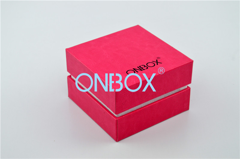 China Beige Velvet Lining Luxury Leather Jewelry Boxes For Women Bangle wholesale