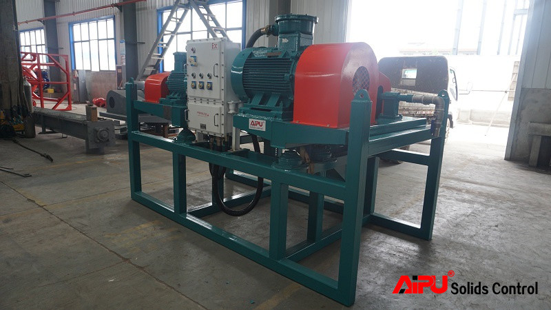 China High Speed Industrial Decanter Centrifuge For Drililng Mud Cleaning System wholesale