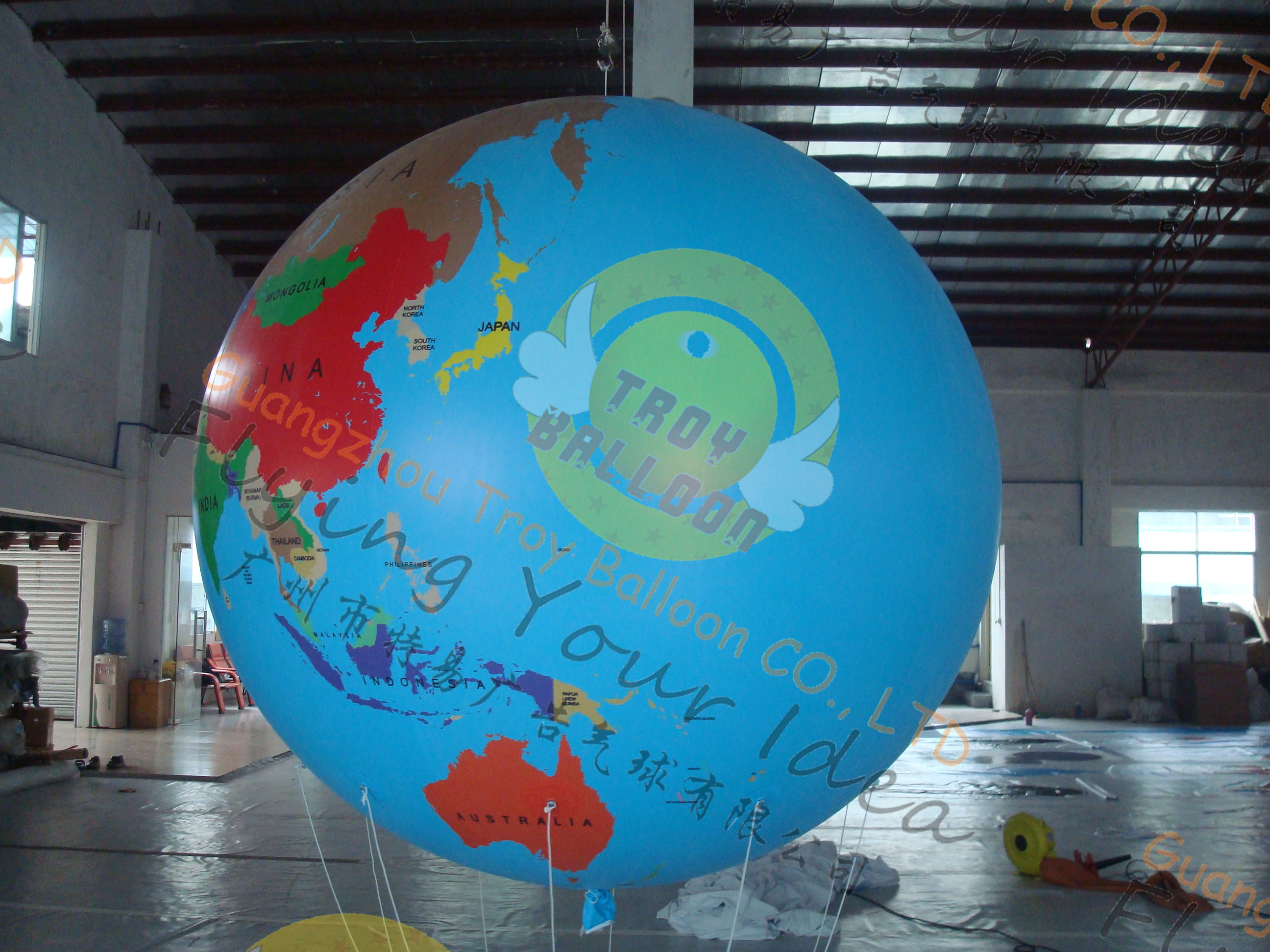 China Custom 5m PVC Durable Inflatable Globe Ball Helium For Tade Show wholesale