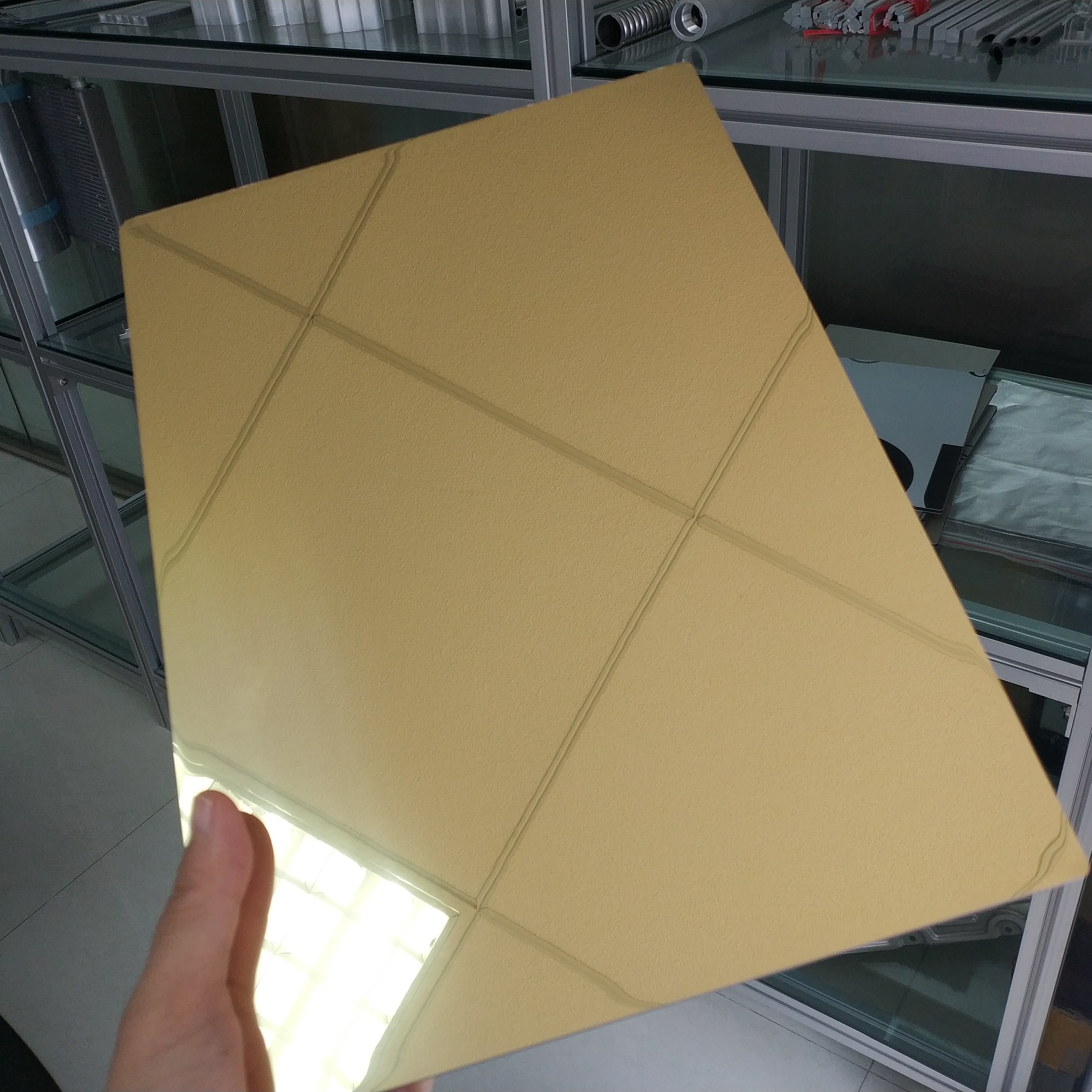 China Waterproof Aluminum Mirror Sheet 1mm 2mm 3mm Thickness Perforated Exterior wholesale