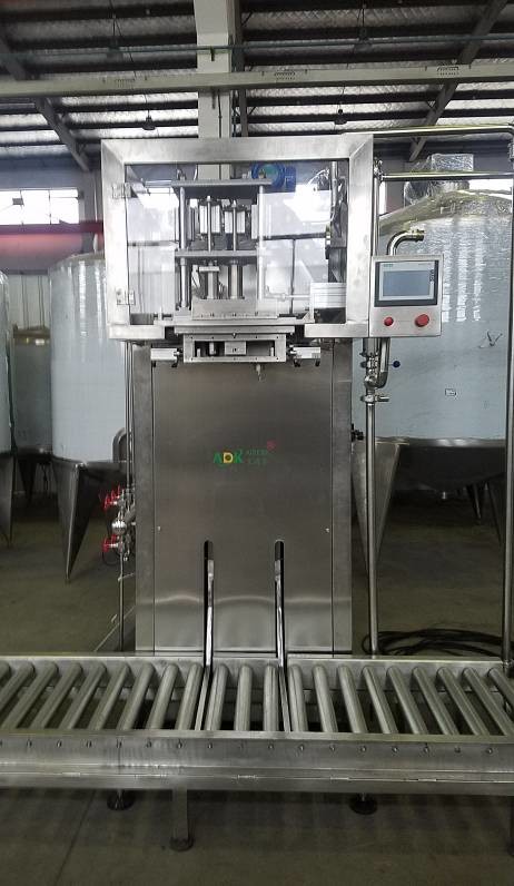 China 220L Aseptic Bag Automatic Packing Machine  For Fruit Juice wholesale