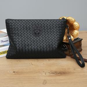 China Clutch Bag Men's Woven Large-capacity Soft Leather Handbag Envelope Bag Trendy Business Men's Bag wholesale