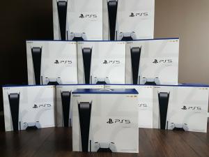 China Original Sony PS5 Disc Edition with 2 DaulSense Wireless Controllers and 4 Games wholesale