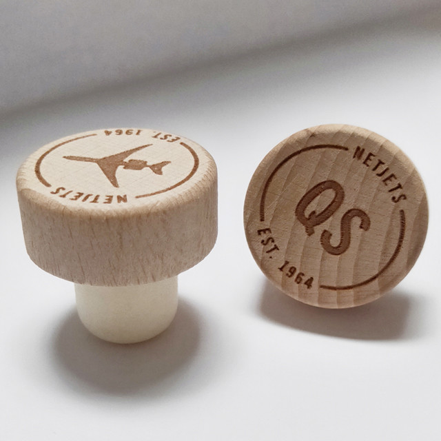 Wine Bottle Stopper, Made of Synthetic Cork, Customized Designs are Accepted