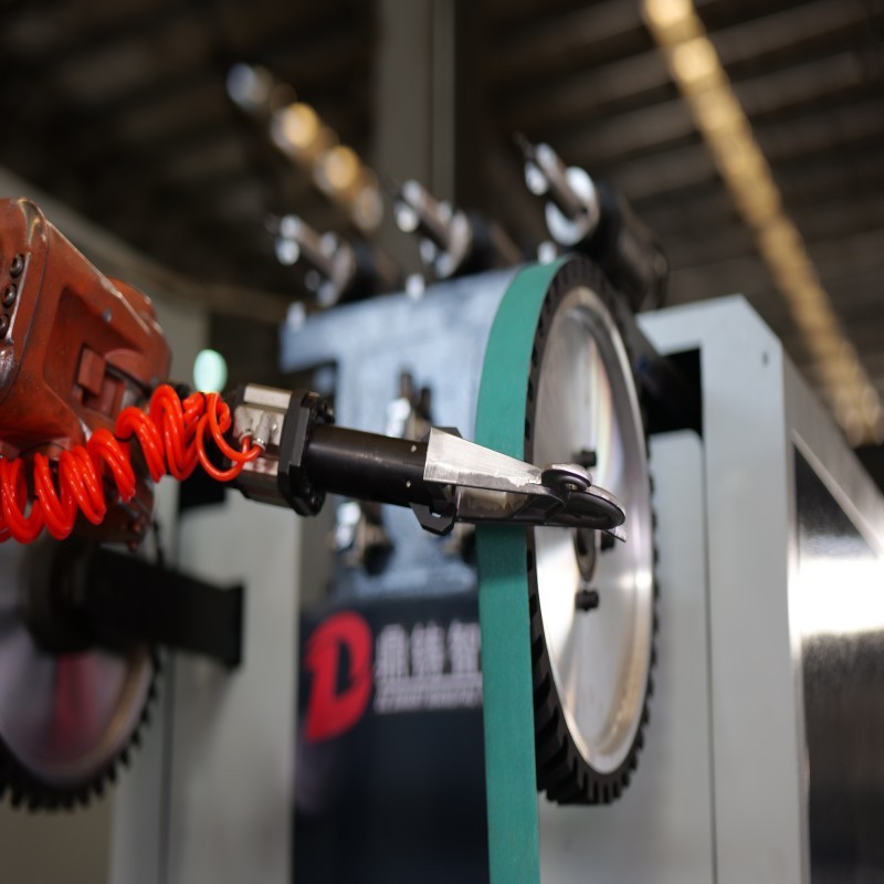 High Precision Low Noise Robot CNC Grinder For Automotive Wheel Hub Hardware Casting Automation Deburring
