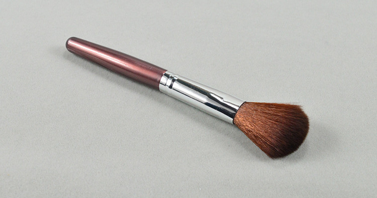 Shenzhen Angled Top Makeup Brush Power Foundation Blush Concealer Contour Blending Highlight Cheek Brush Beauty Tool