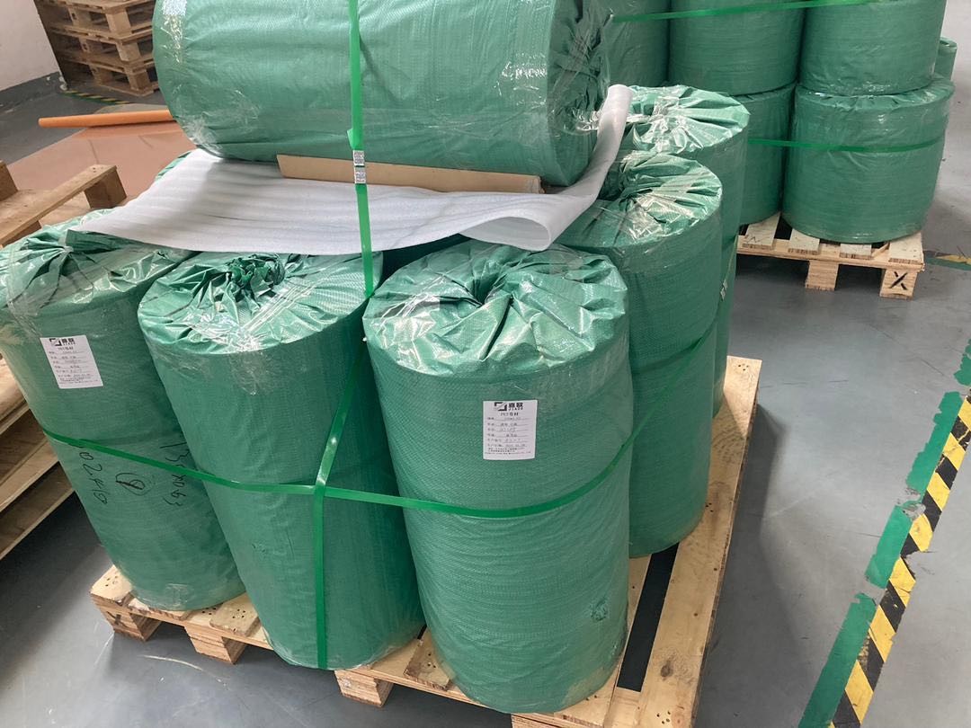 Clear PLA Sheet Roll Transparent Biodegradable Plastic Film Roll For Flower Packing