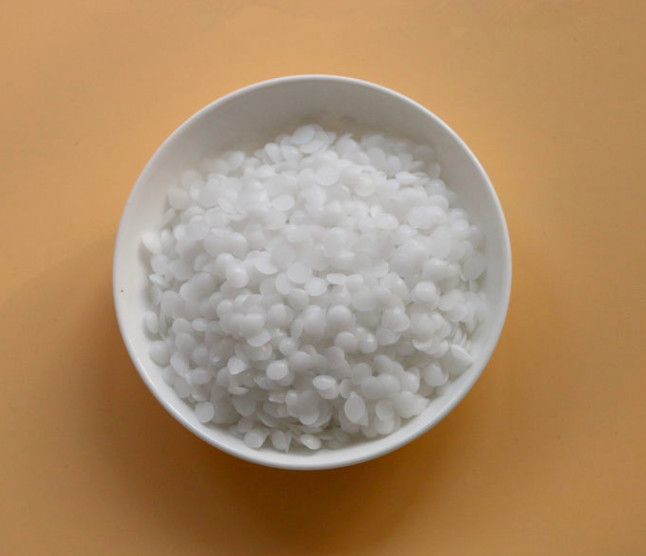 20kg 12.5kg Per Carton Pure White Beeswax Pellets