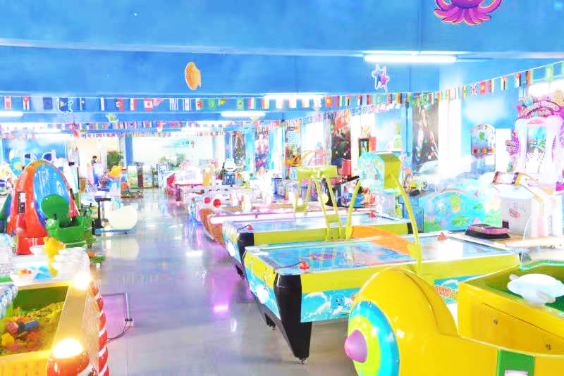 2022 Children Mini model grab doll machine boutique gifts machine tank claw doll crane game machine