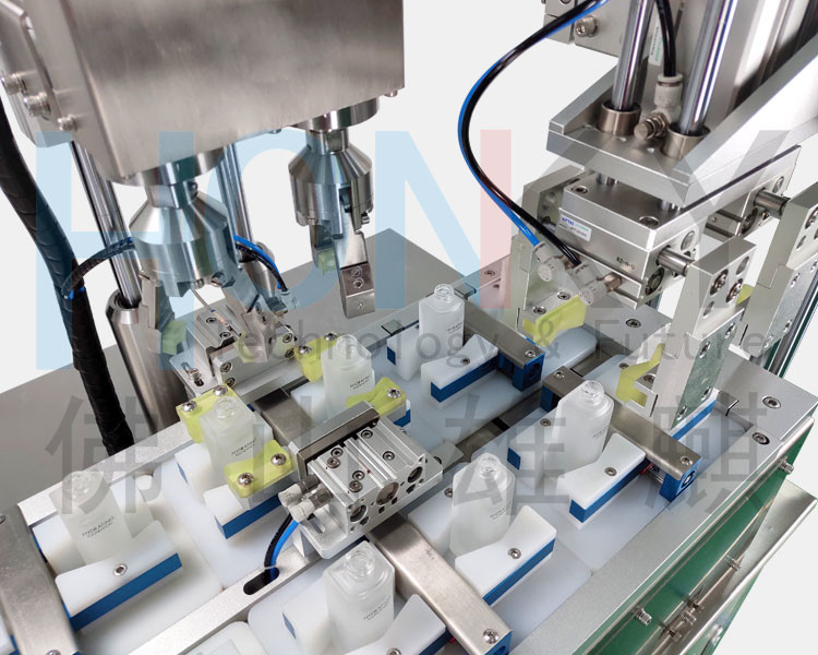 2400 BPH AC 380V Glass Bottle Filling And Capping Machine For Whiten Cream