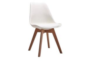 China Anticorrosive Modern Plastic Dining Chairs Stable Structure wholesale