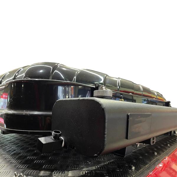 18 Years Car Pressurized Water Tank Pickup Truck Bed Rack Bed Cover for Camping