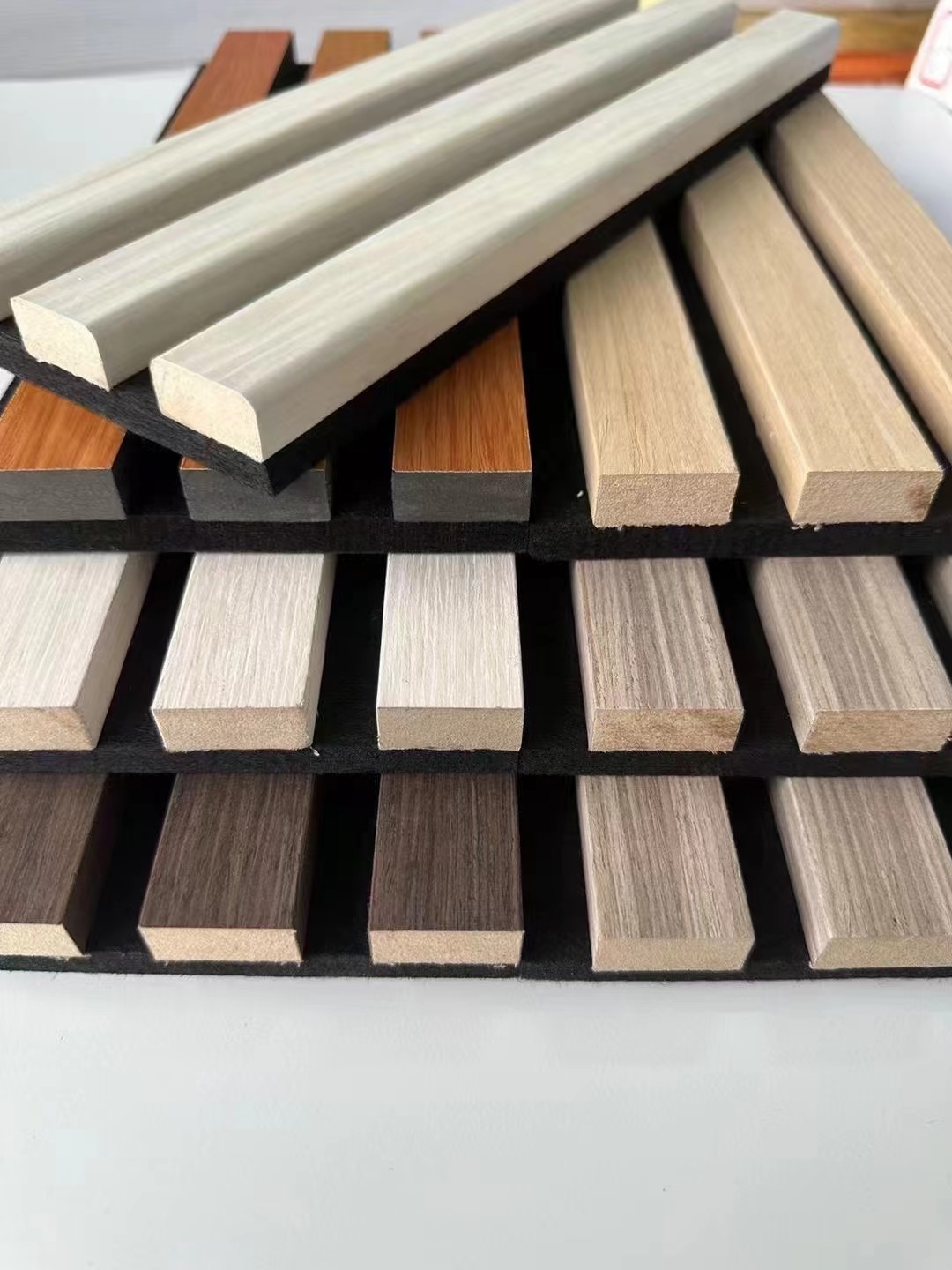 21mm Natrual Wood Veneer Wooden Grille Acoustic Wall Panel Solid Wood MDF