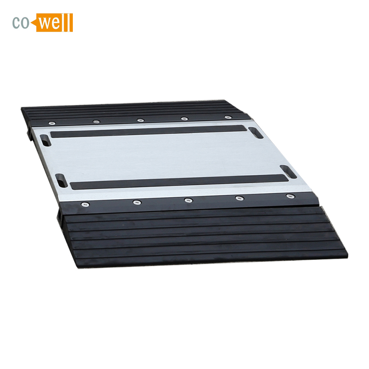 Highly Portable Axle Load Scale For Trucks Rated Load 1-25T 220V Power Supply By Cowell