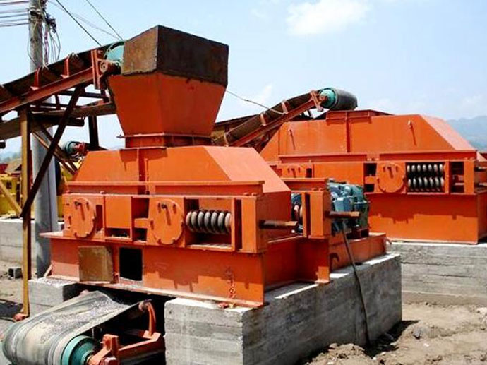 Powerful Roller Crusher Crush Various Materials Easily And Efficiently