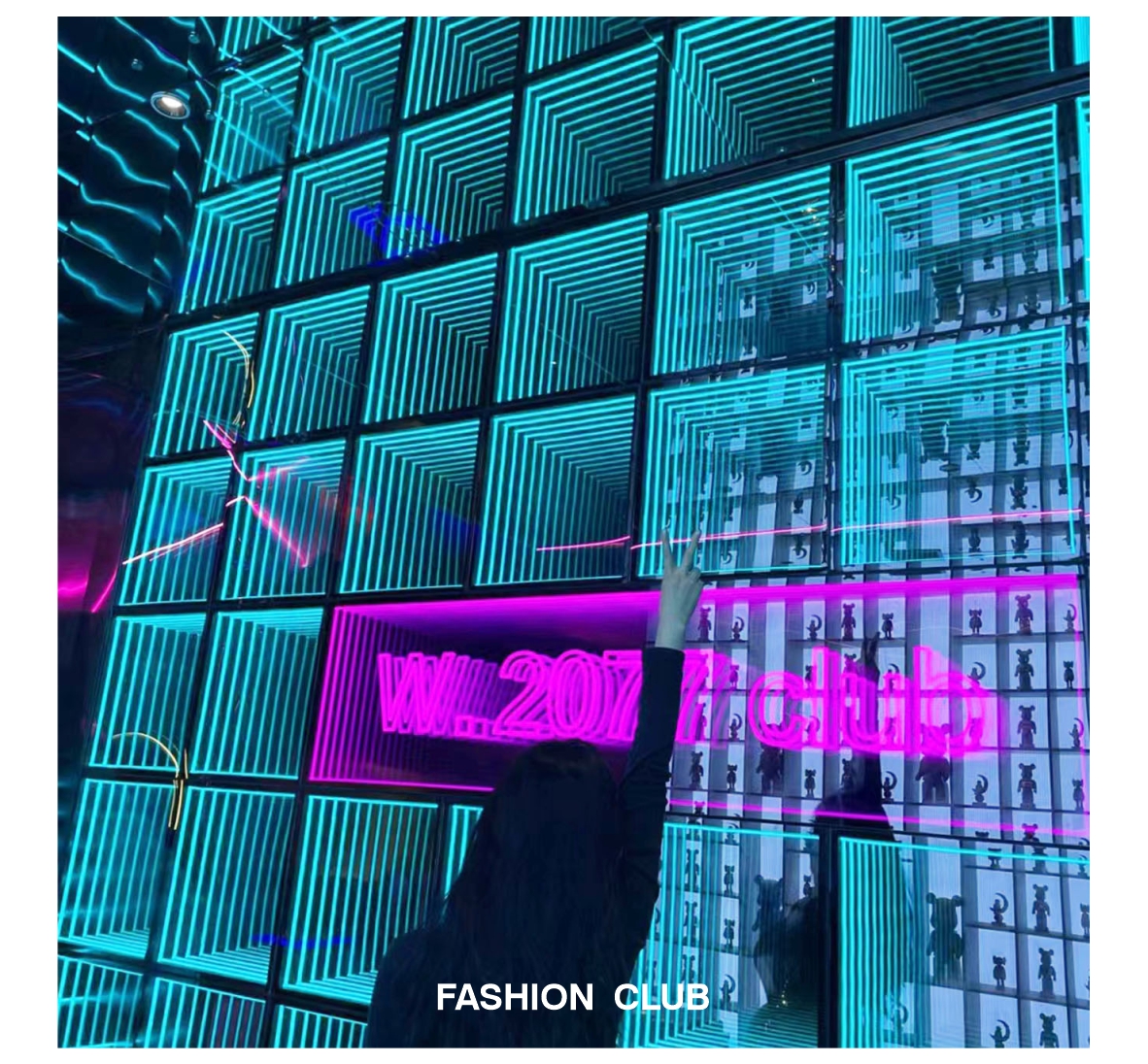 Neon Abyss Mirrors Bring Modern Twist to 3D Mirror Neon Dance Floor for DJ Disco Party