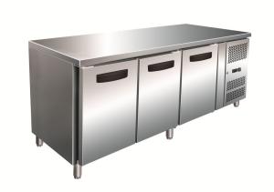 China 220V 50HZ Commercial Undercounter Freezer , 3 Door Undercounter Freezer wholesale