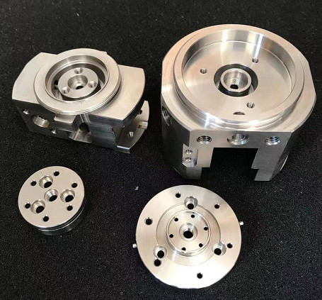 X191A806G52 DEY5000 Mitsubishi EDM MV Lower Die Guide Holder / Power Feed Holde