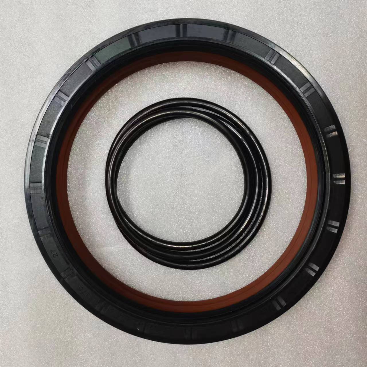 145*175*27 NBR FKM Semi-Rubber Rear Wheel Oil Seal for Repair/Replacement Standard Size